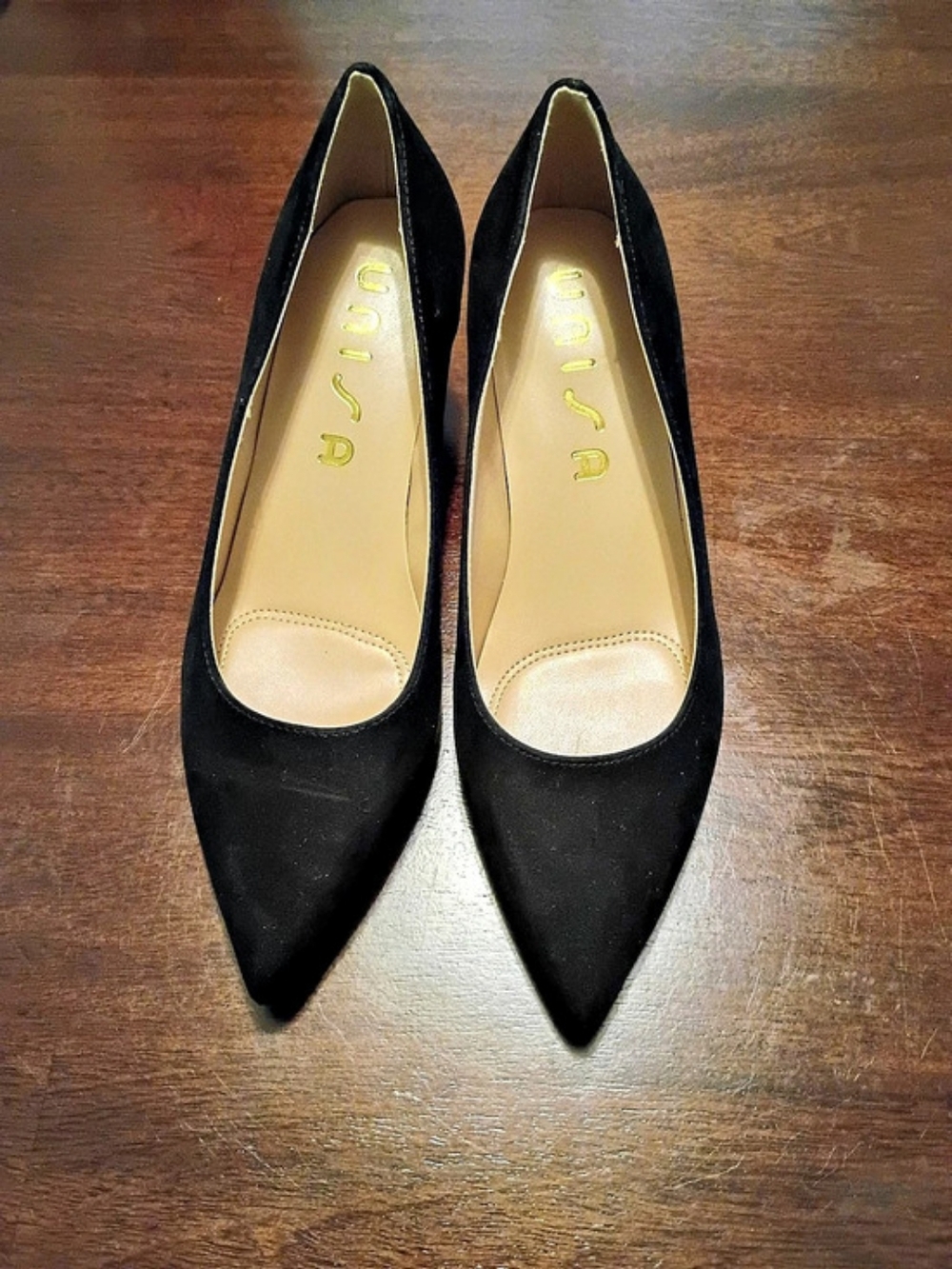 Unisa Black Pointed-Toe Heels Size 6.5